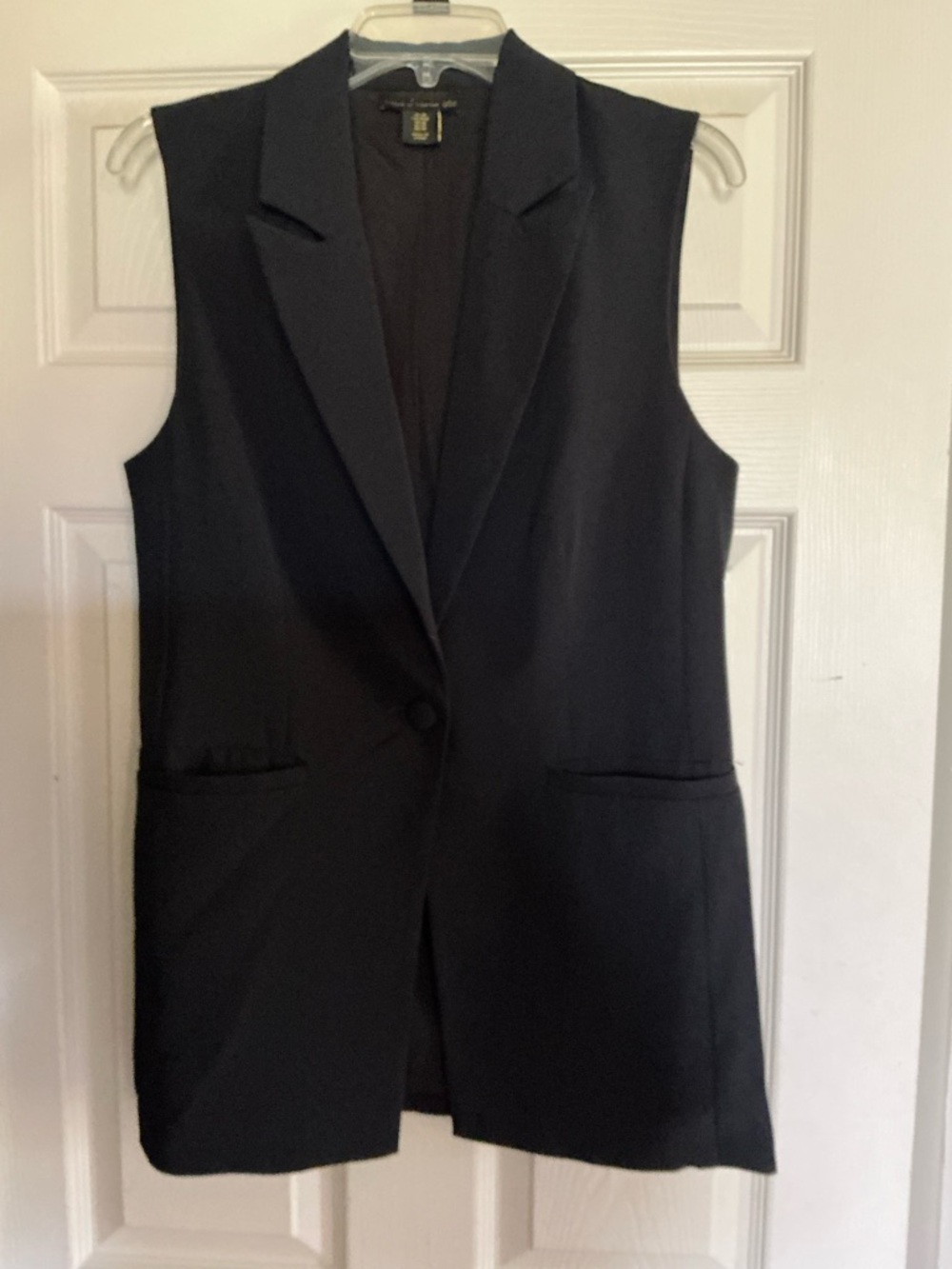 House of Harlow 1960 Black Sleeveless Blazer Vest